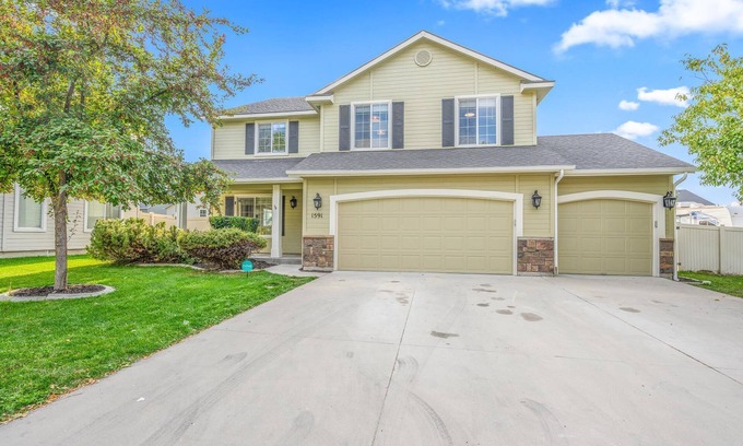 Kuna House | Boise Suburbs + HOTTUB + Game Room