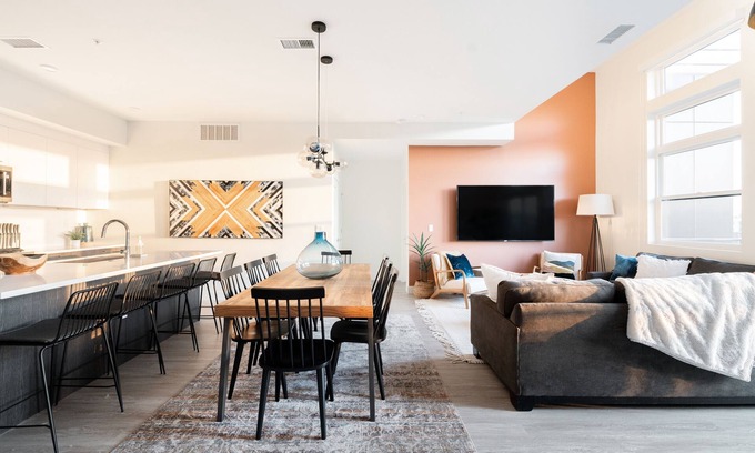 Highland Condo | Bold & Elevated | Espadin LoHi