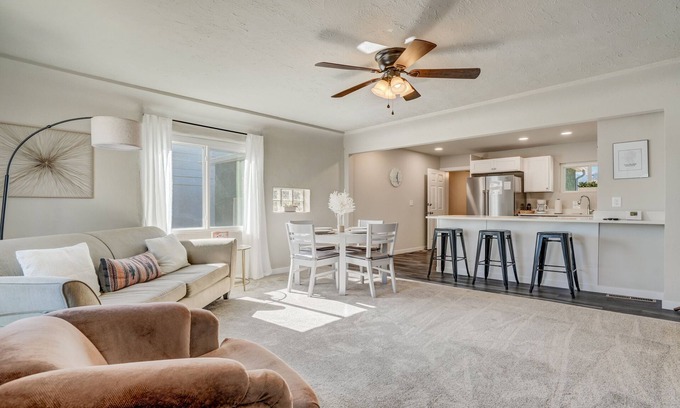 Central Colorado Springs House | Bon Voyage