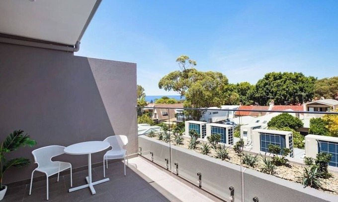 Bondi Apartment | BONDI BEACH STUDIOS: X