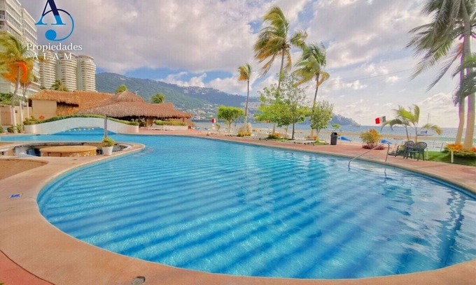 Rusta Especial Icacos Apartment | Bonito Departamento a pie de Playa con Vista al mar en Condominio la Palapa
