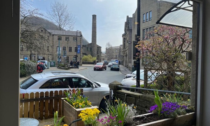 Wadsworth Apartment | Bonsalls Central Hebden Bridge