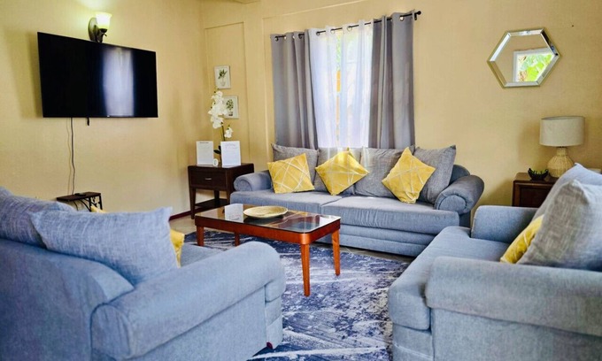 Soufriere Villa | Bonvue Soufriere, town center, 2BR Spacious, Wi-Fi