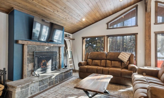 Whitefish Cabin | Book A Holiday Stay! Beautiful Montana Log Home with Stunning Forested Views!