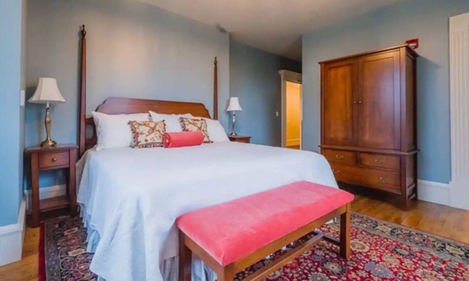 Millersburg House | Book a suite! New 8 room hotel on historic campus.