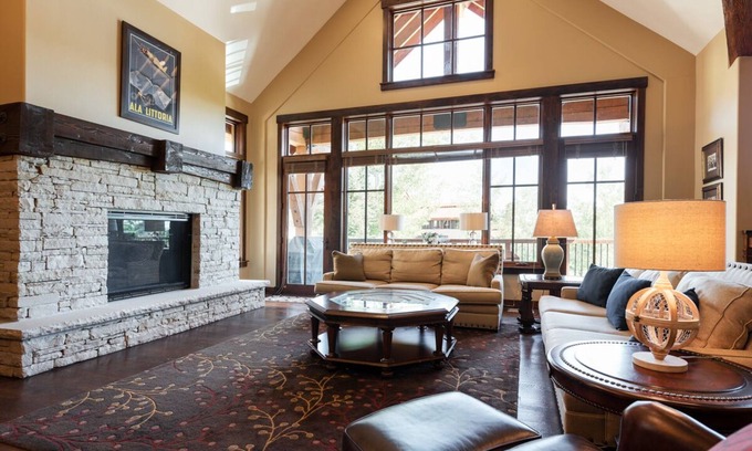 North Park City Cottage | Book a Winter Stay! Ski Cottage! Private Hot Tub! 5 Minutes to Main Street!