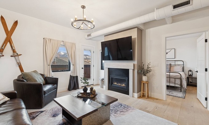 Whitefish Condo | Book for Holidays! Luxury pet friendly condo in downtown Whitefish, by restaurants, shops and more!