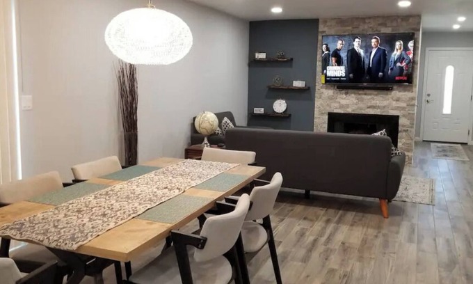 Merced House | Book it and Love it! HGTV Looking Home