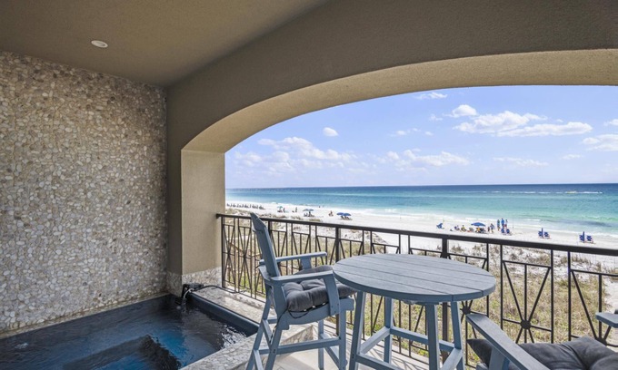 Delos House | Book Now for a Summer Stay! Frangista Beach! Private Pool! 5 Adult Bikes!