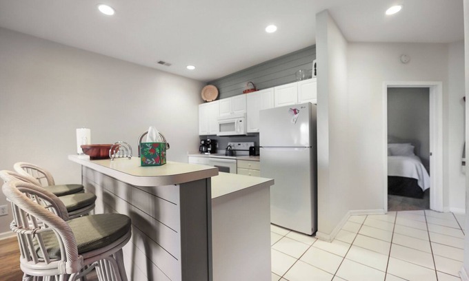 Sea Trail Condo | Book your Sea Trail getaway in this ground floor, pet friendly condo