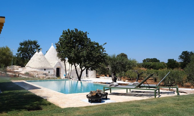 Castellana Grotte House | Borgo dei Trulli Fanelli
