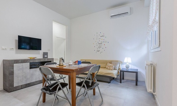 Province of Bologna Apartment | Borgo Panigale Viola Apartment