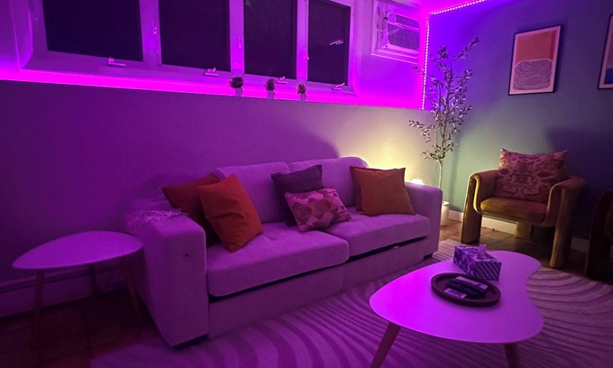 Revere Apartment | Boston Cozy 4BD/15min to Downtown/Airport + Backyard and Parking