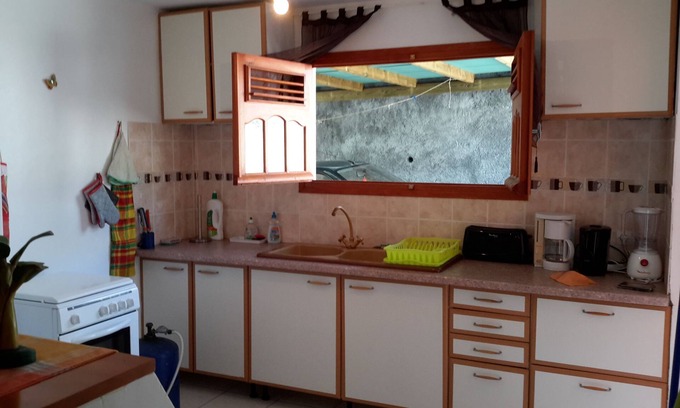 Basse-Terre Apartment | Bottom of villa "the flamboyant"