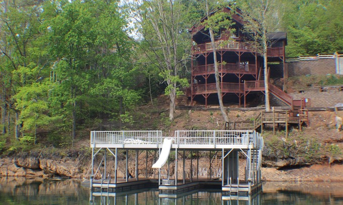 Lakeside Estates House | Bottoms Up double deck dock w/slide, hot tub, near famous 'jumping bridge'
