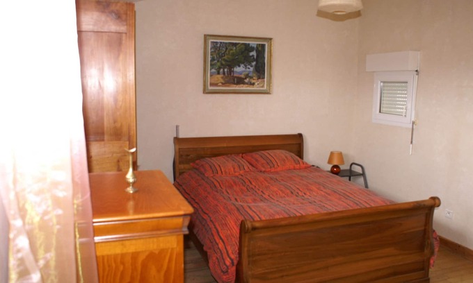 Castres House | Bouriette - The Orange Room 2 per.