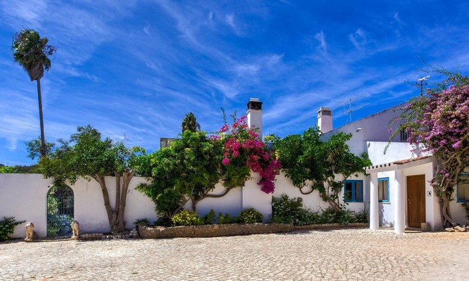 Lagos Villa | Boutique Farmhouse very Large Heated Private Pool 4 bedrooms 4 bathrooms