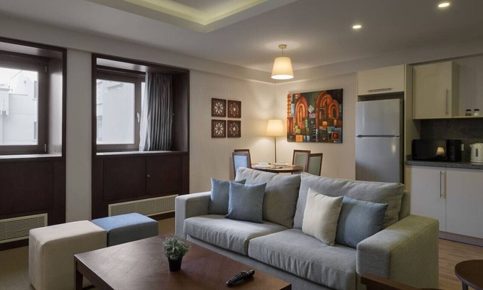 Zamalek Apartment | Boutique Residence Iconia-Lemon Spaces Zamalek