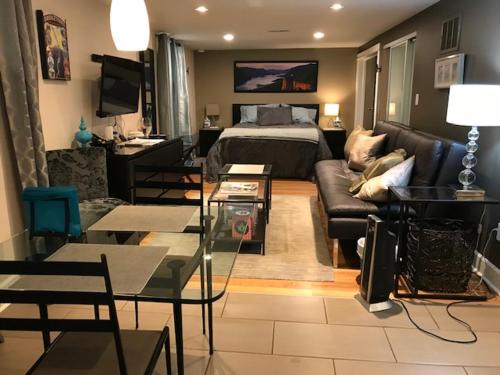 Belmont Apartment | Boutique Style Apartment in the heart of SE