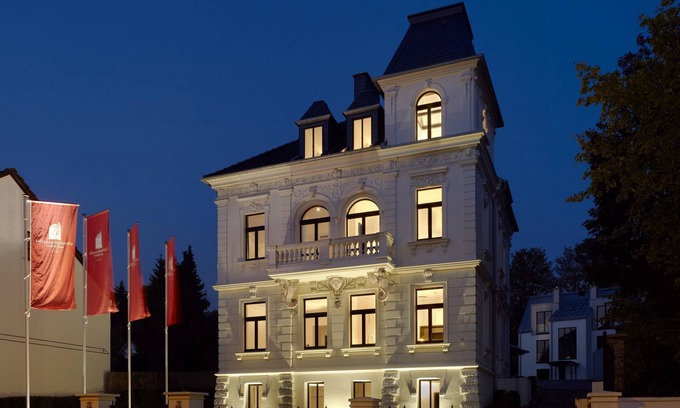 Altstadt I Hotel | Boutique Villa am Ruhrufer