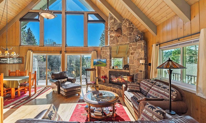 Lake Arrowhead House | Bow N Arrow Lodge For 8!