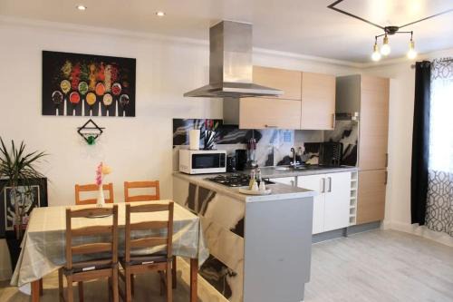 Alibon Apartment | Bowery Apartment - 2 bedroom