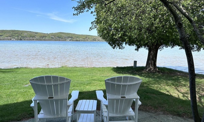 Boyne City Condo | Boyne Mountain Resort I Dog Friendly I Lake Front