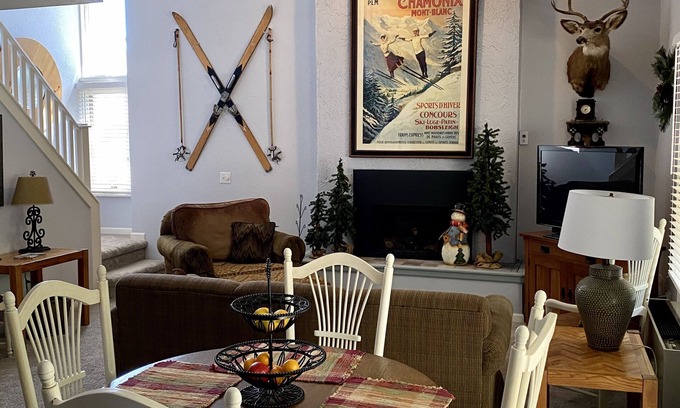 Boyne Falls Condo | Boyne Mountain Villa - H building