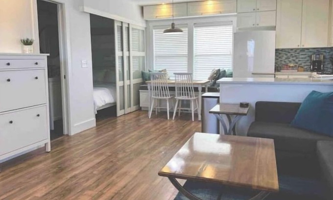 North Central Westminster Apartment | Bradburn Getaway!!
