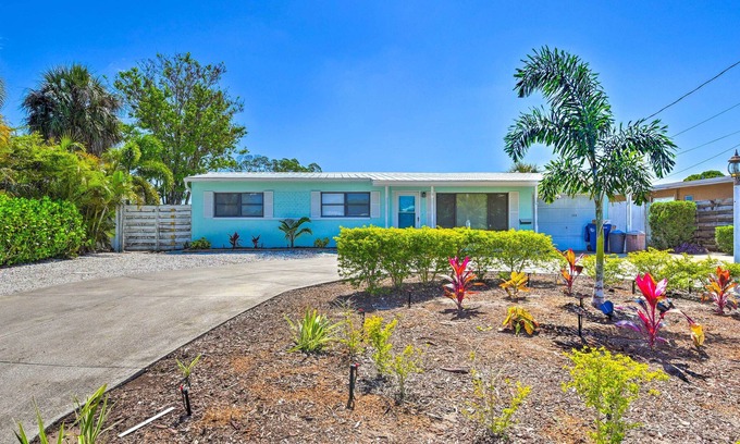 Bayshore Gardens House | Bradenton Home: Direct Access to Sarasota Bay