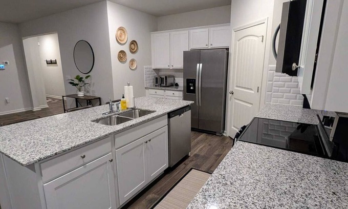 Dahlonega House | Brand new 3-bedroom townhome in Dahlonega GA