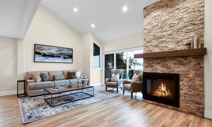 Cottonwood Heights Condo | BRAND NEW 3 Bdr Ski Condo w/hot tub minutes to Alta,Snowbird,Solitude,Brighton