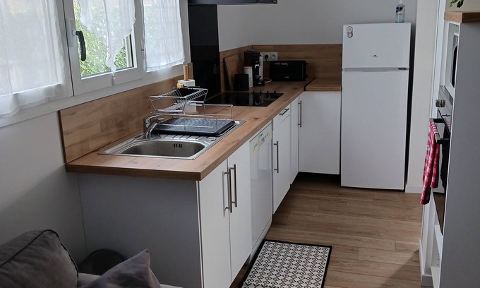 Gujan-Mestras Cottage | Brand new accommodation near the sea.