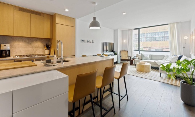 Greenpoint Apartment | Brand New Brooklyn 1.5 Bedroom in Hip Greenpoint