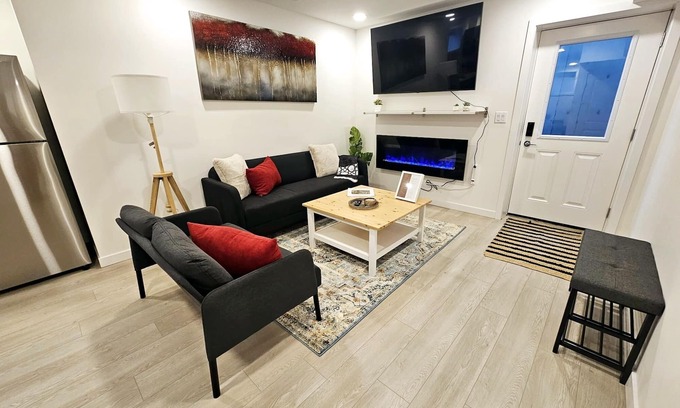 Colwood House | Brand New, Cozy, Quiet, Clean Basement Suite @ Royal Bay Close to Golf Courses
