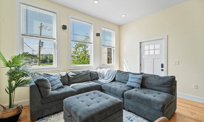 Communipaw Condo | Brand New Family Home! The Game Room at City Key