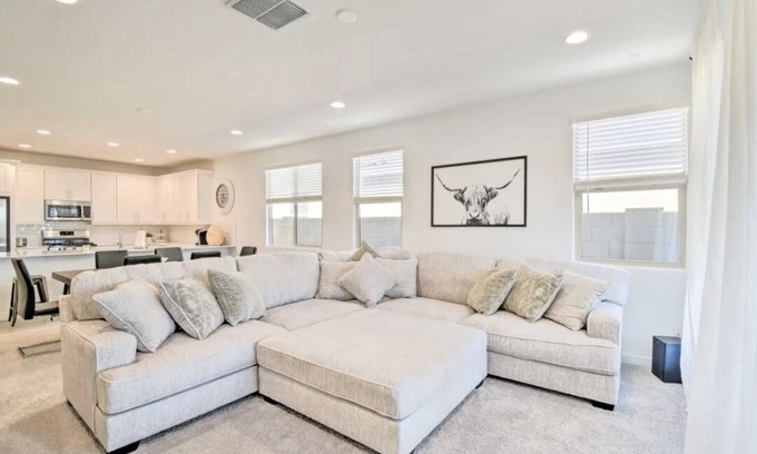 Waddell House | Brand new home 10 minutes from Westgate Where the Cardinals Arena