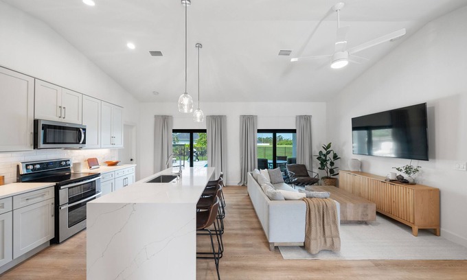 Rotonda Heights House | Brand New Home away from home