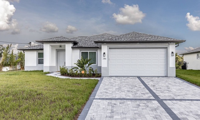 North Port House | Brand New Home near Warm Mineral Springs