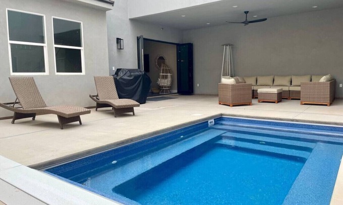 Hurricane House | Brand New Home! Pool, Games, relaxing space!