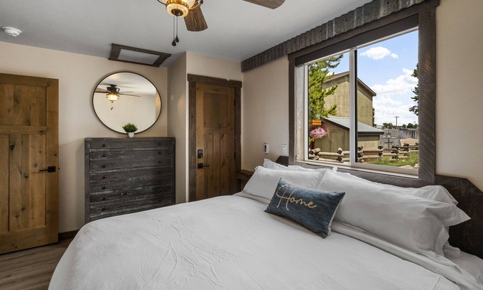 West Yellowstone Condo | Brand NEW! (Little TuckAway) - The Perfect get away