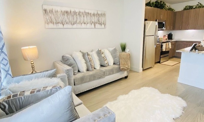 Plano Apartment | Brand NEW Luxury Apartment Pool Side View