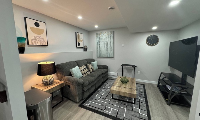 Saskatoon House | Brand new luxury suite