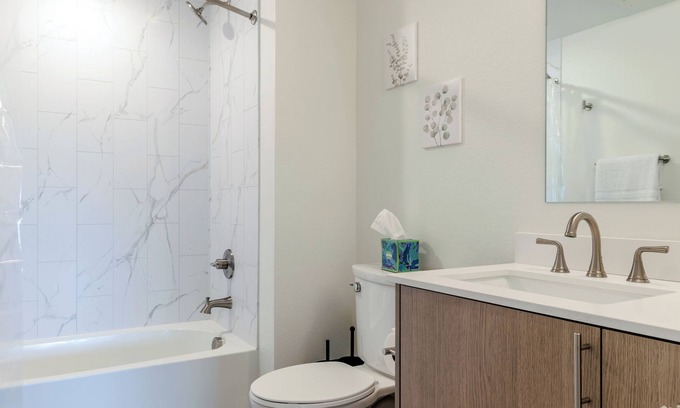 Berkley Apartment | Brand new modern 1-bedroom apartment with Spectacular Amenities