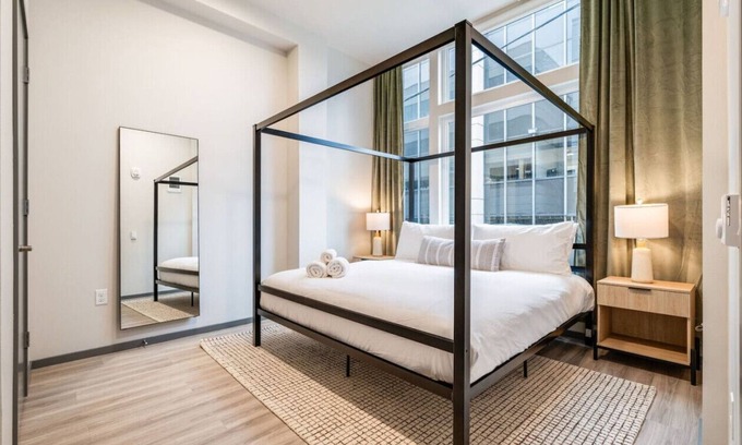 Lower Queen Anne Apartment | Brand New Modern 2BD Loft Apt
