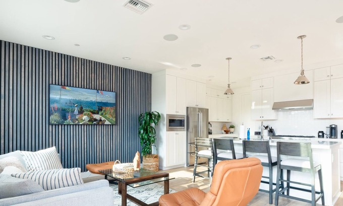 East Hollywood House | Brand New Modern Farmhouse Style Homes