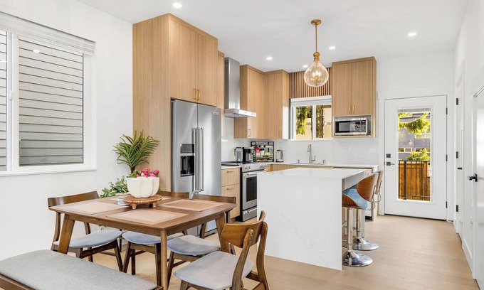 Mid-Beacon Hill House | Brand-New Modern Home - Near Downtown, Airport & Light Rail