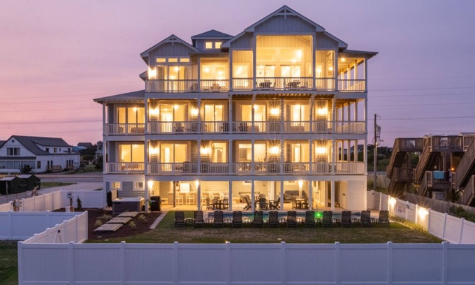 Hatteras Island House | Brand New Oceanfront Home + Pets Stay Free!