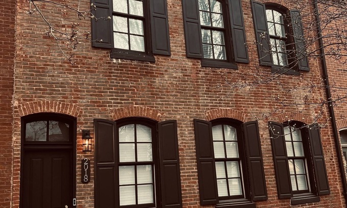 Soulard House | Brand New! Soulard Charmer - Pet Friendly.