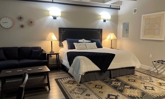 Downtown Spokane Apartment | Brand new studio apartment rich with amenities! Less than 5 minutes to downtown